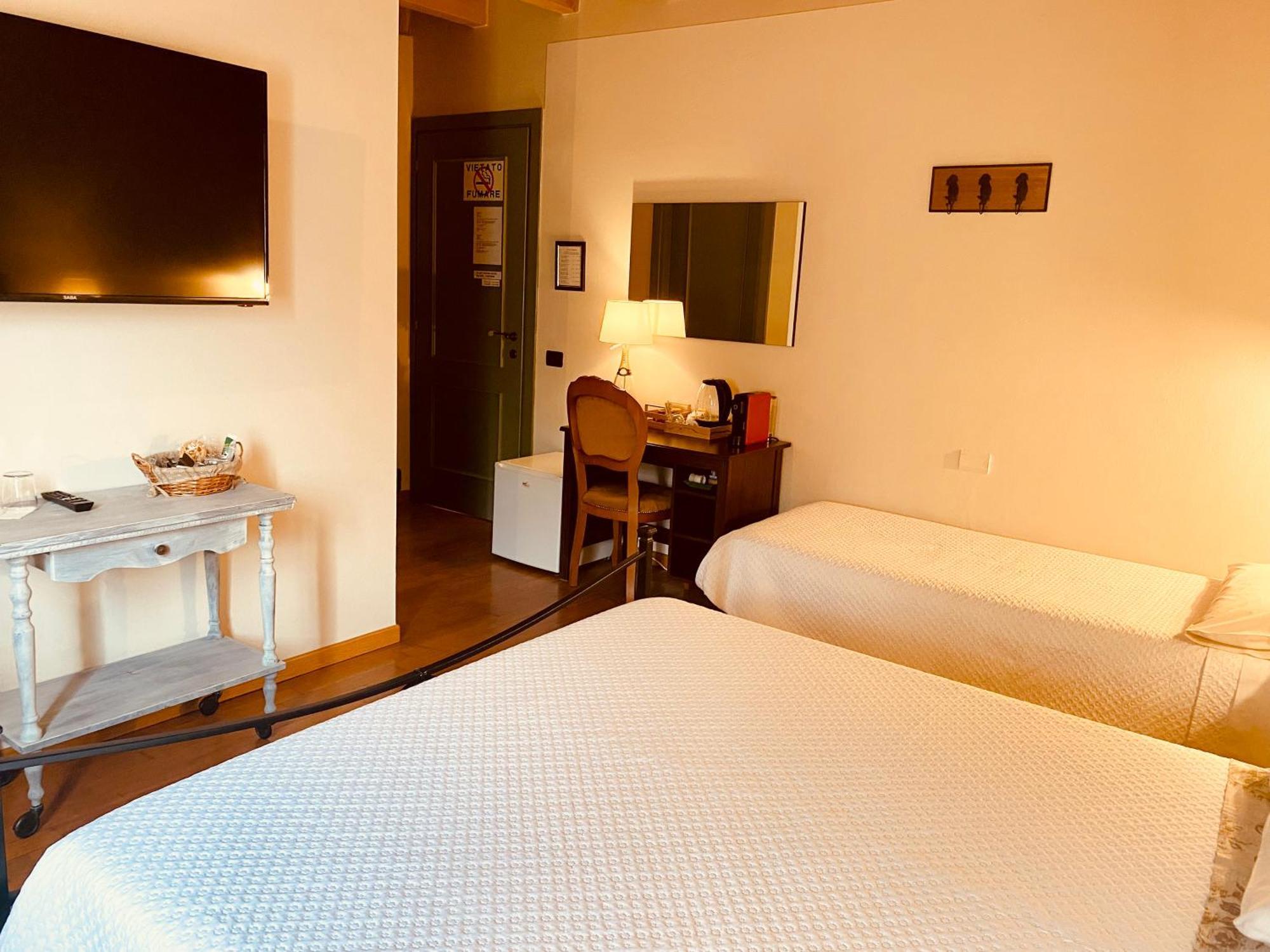 La Casina Hotell Dello Eksteriør bilde